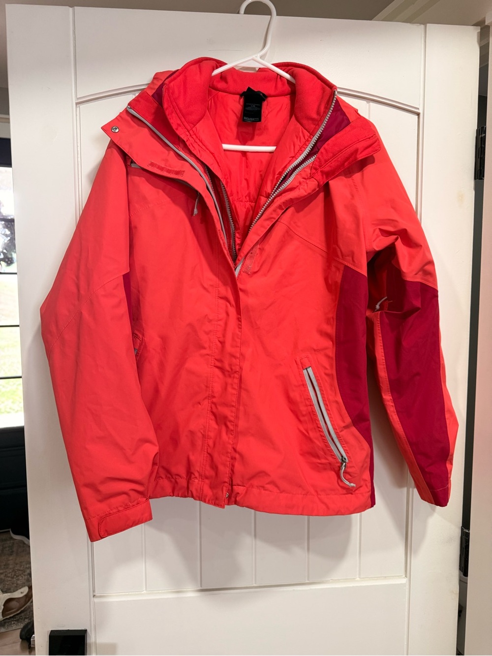 North Face 2-in-1 Jacket Women’s L Coral Zip-In Layer - Picture 4 of 10